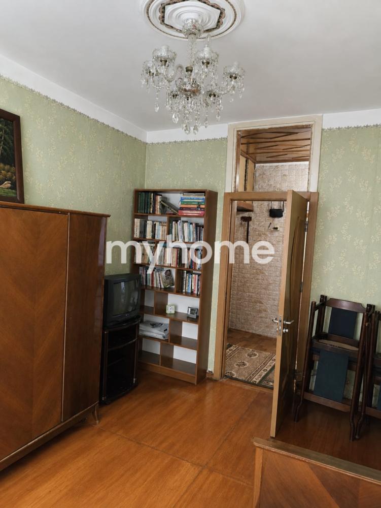 Əhmədli qəsəbəsində 80m² mənzil satılır Əhmədli qəsəbəsində 80m² mənzil satılır